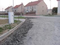 Oprava silnice k MŠ duben 2013 006