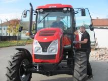 Traktor 2015 Zetor 002